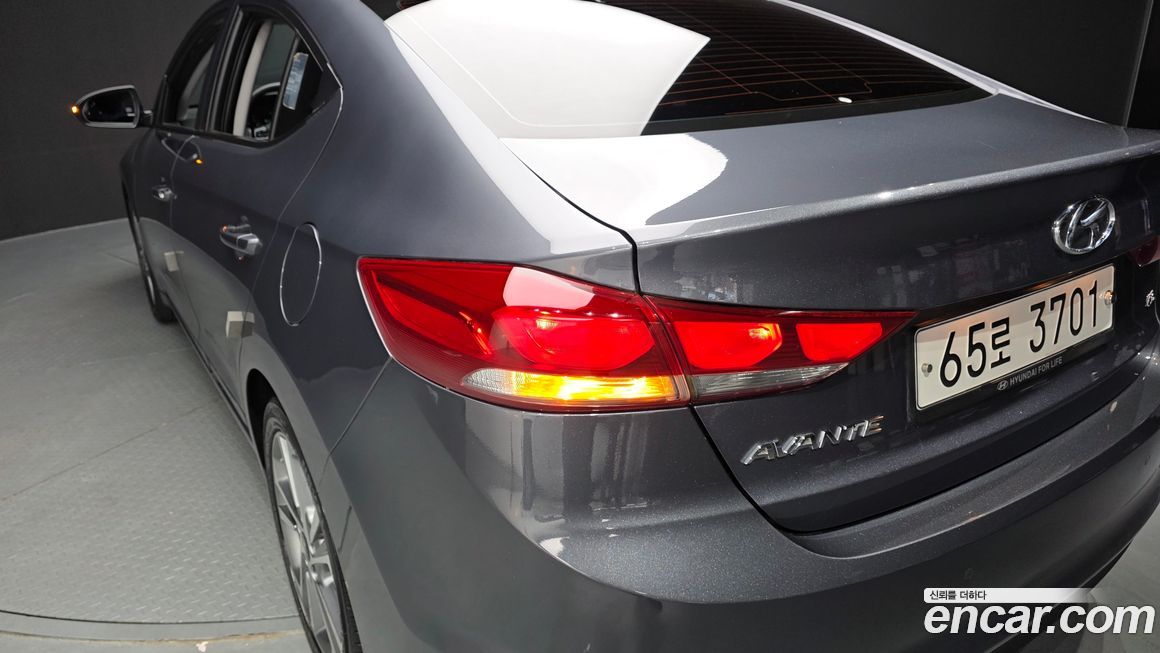 Hyundai AVANTE 2018