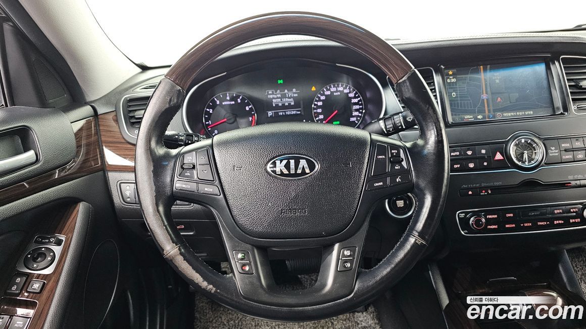 Kia K7 2015