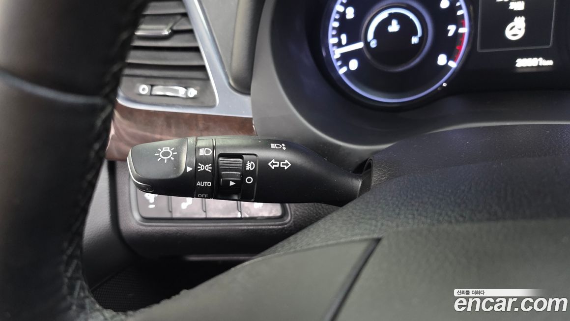 Hyundai Aslan 2016