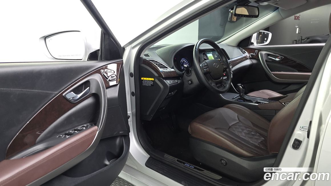Hyundai Aslan 2016