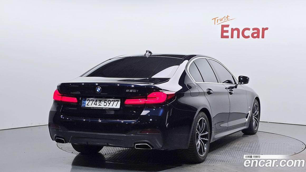 BMW 5-Series 2022