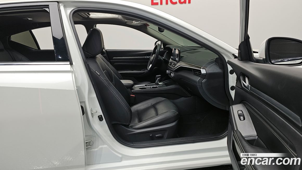 Nissan Altima 2019