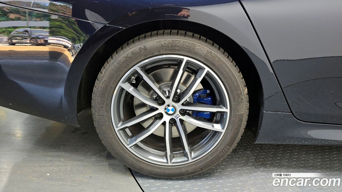 BMW 5-Series 2022