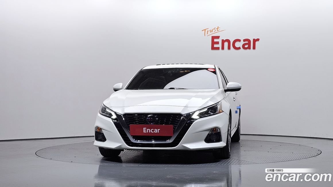 Nissan Altima 2019