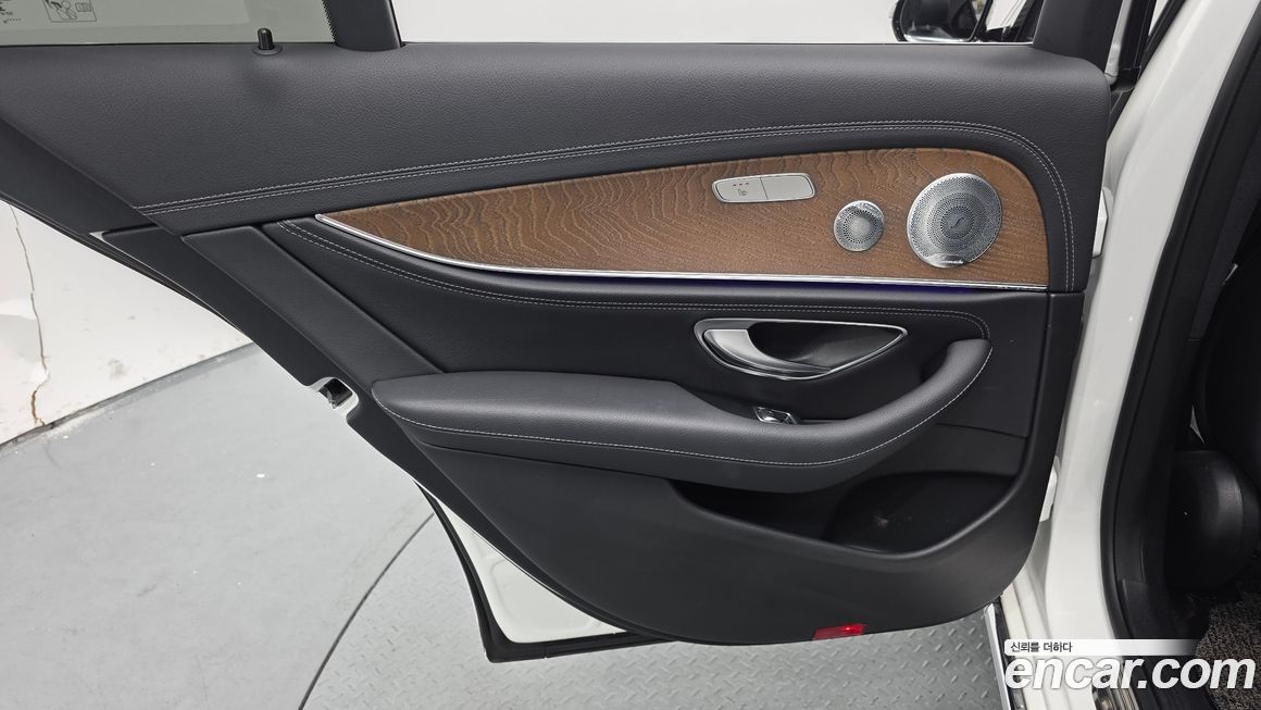 Mercedes-Benz E-Class 2020