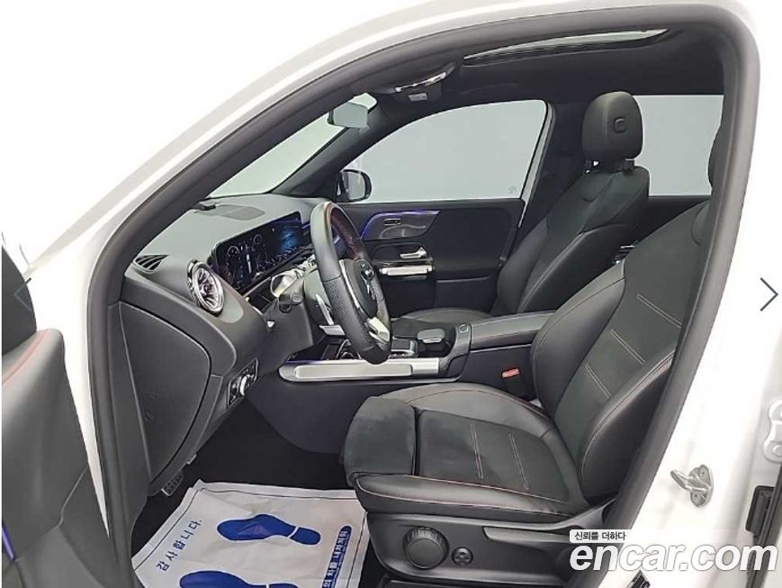Mercedes-Benz GLB-Class 2022