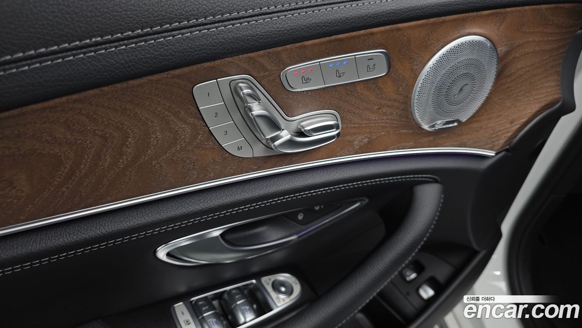 Mercedes-Benz E-Class 2020
