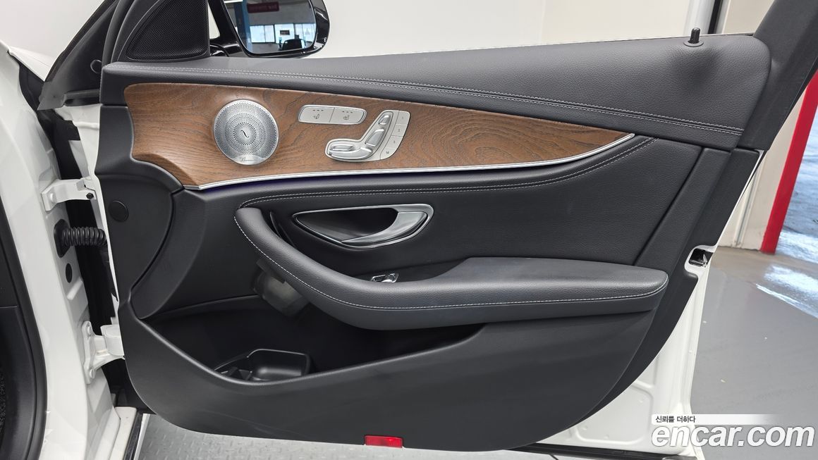Mercedes-Benz E-Class 2020