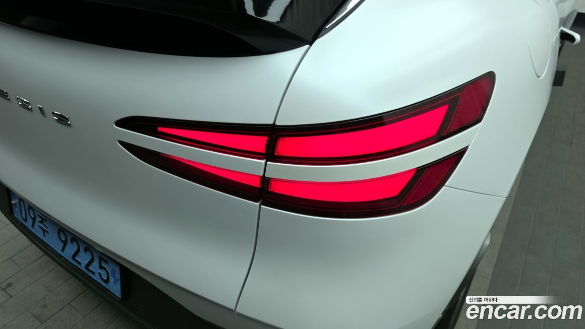Genesis GV60 2022