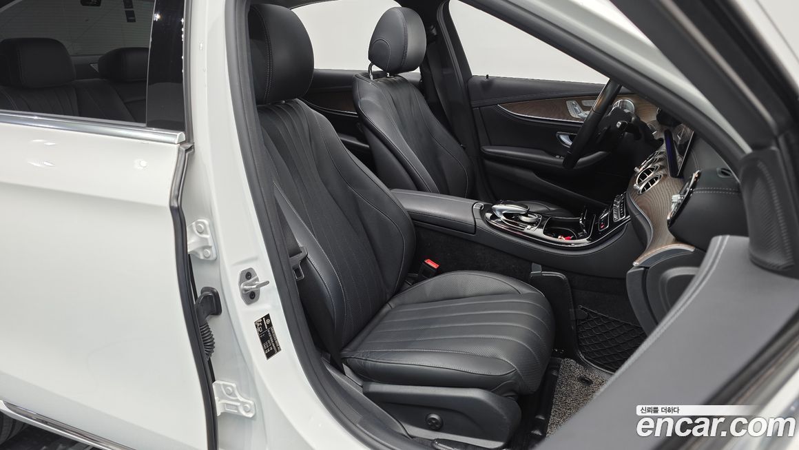 Mercedes-Benz E-Class 2020
