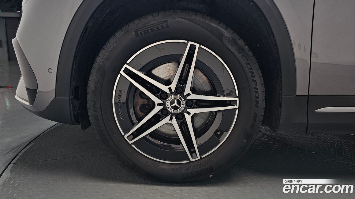 Mercedes-Benz EQA 2023