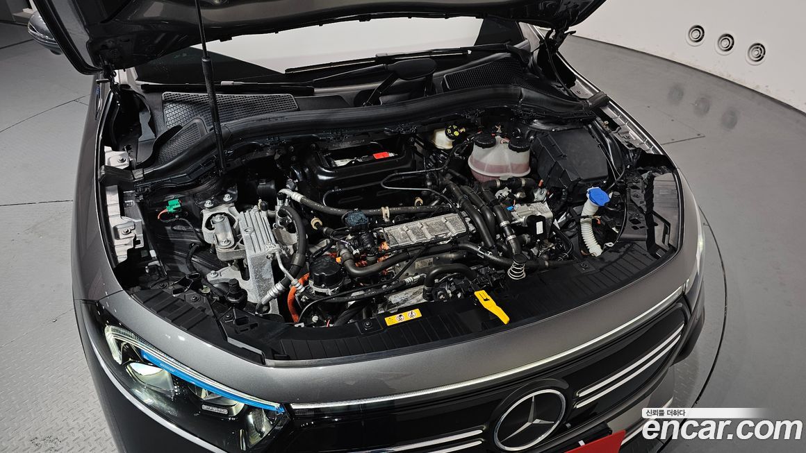 Mercedes-Benz EQA 2023