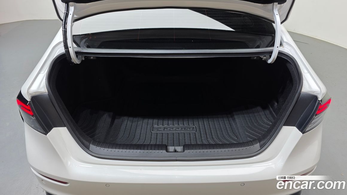 Honda Accord 2023