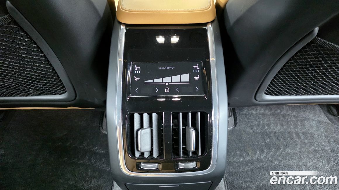 Volvo S90 2023
