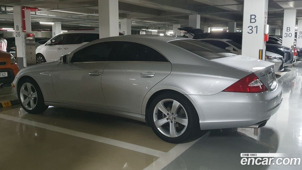 Mercedes-Benz CLS-Class 2010