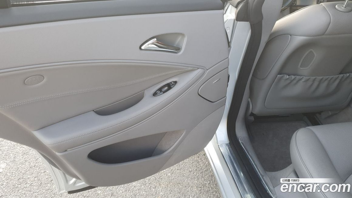 Mercedes-Benz CLS-Class 2010