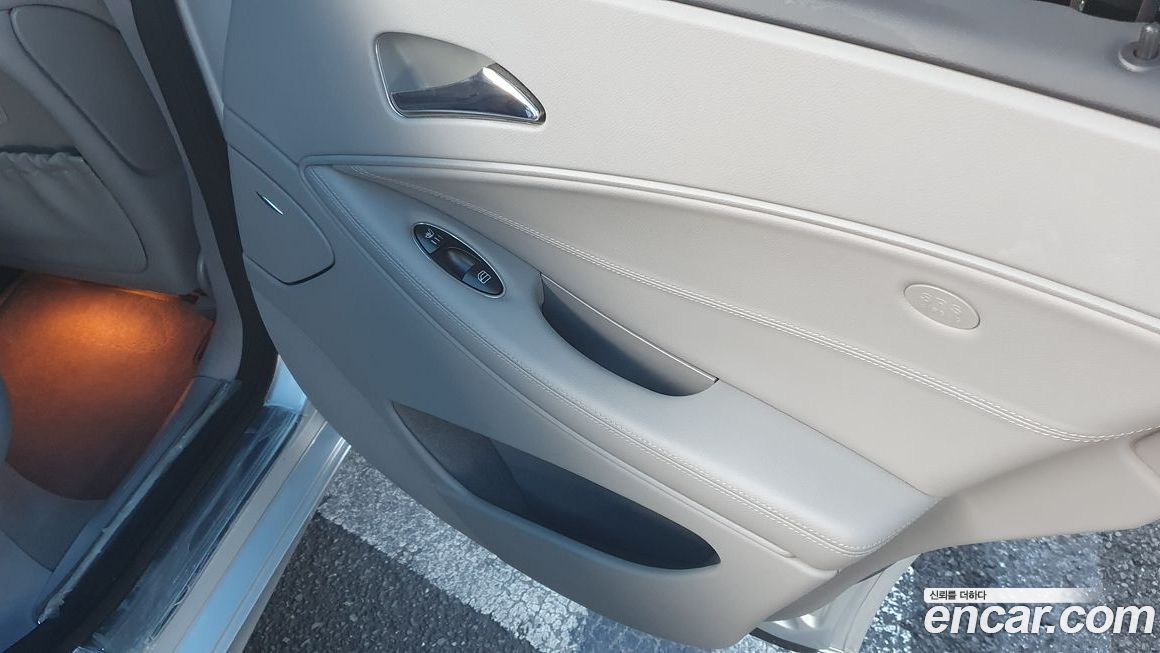 Mercedes-Benz CLS-Class 2010
