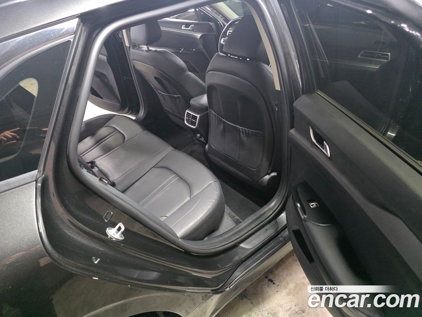 Kia K5 2021
