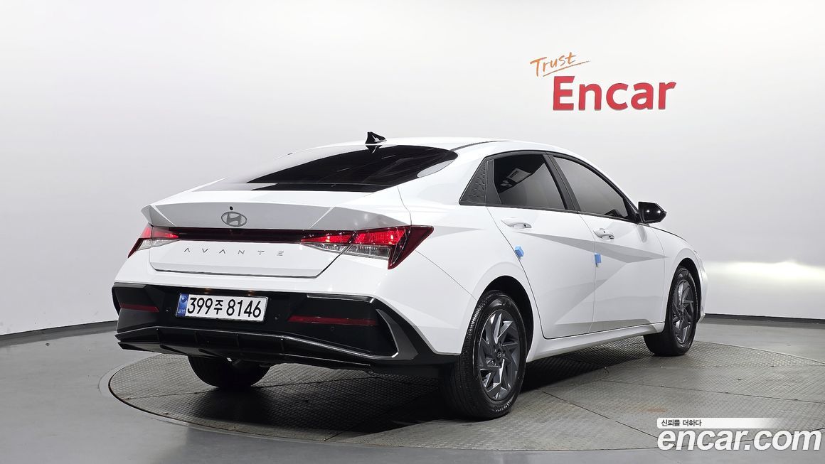 Hyundai AVANTE 2024