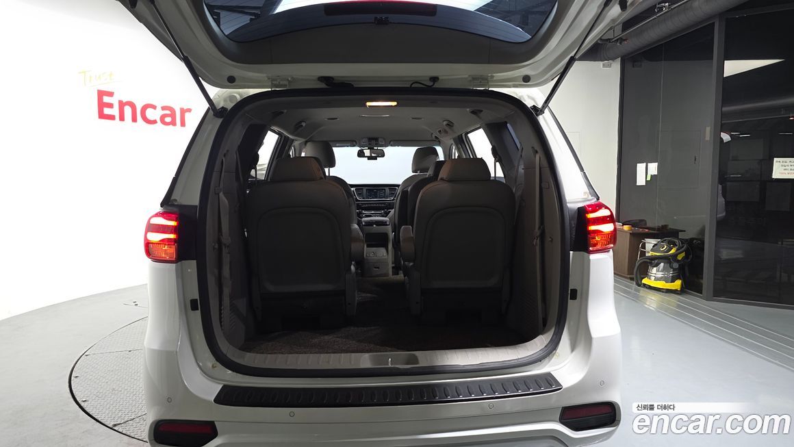 Kia Canival 2019