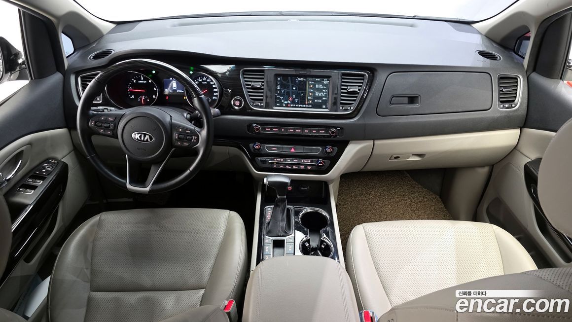 Kia Canival 2019