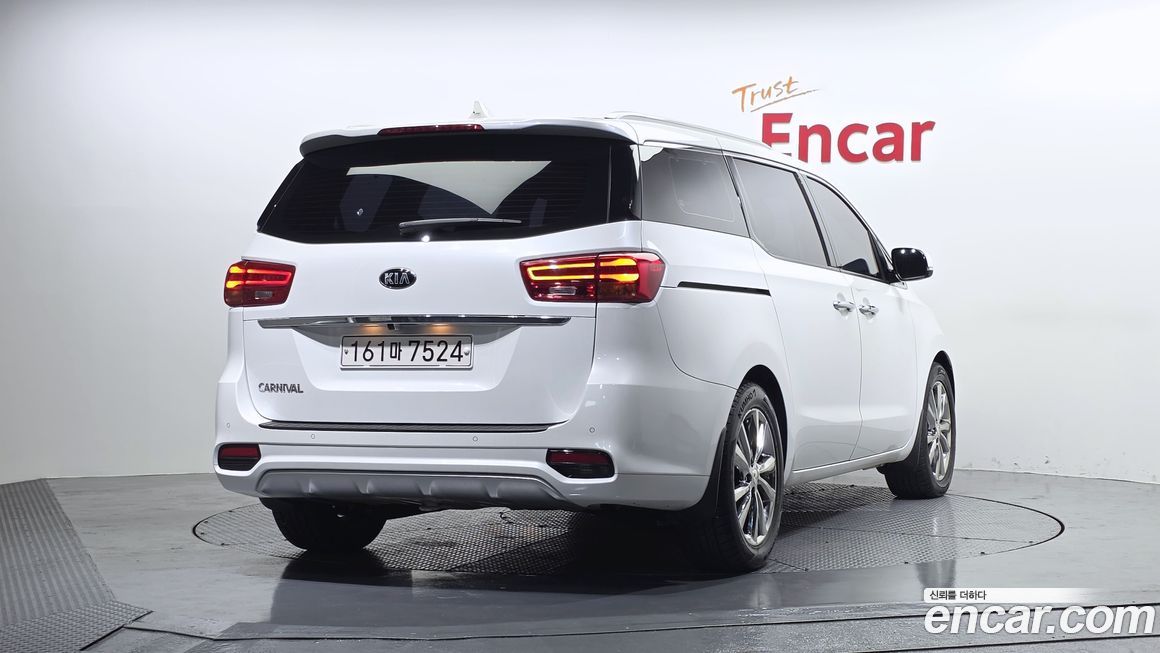 Kia Canival 2019