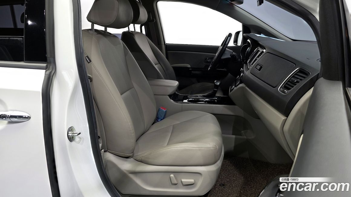 Kia Canival 2019