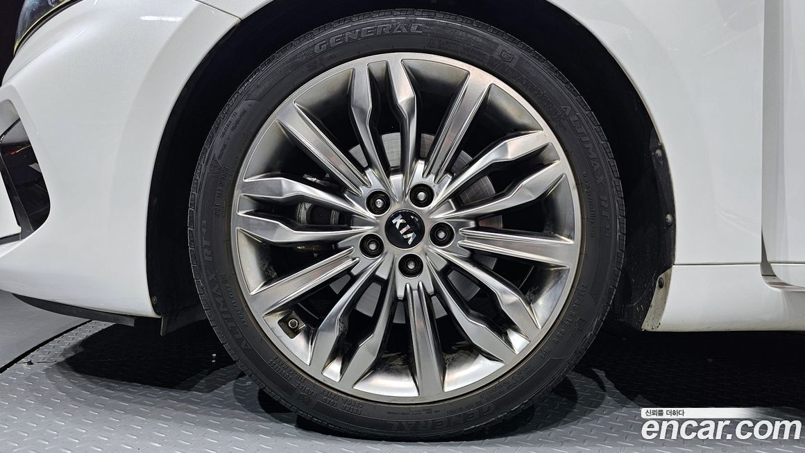 Kia K7 2020