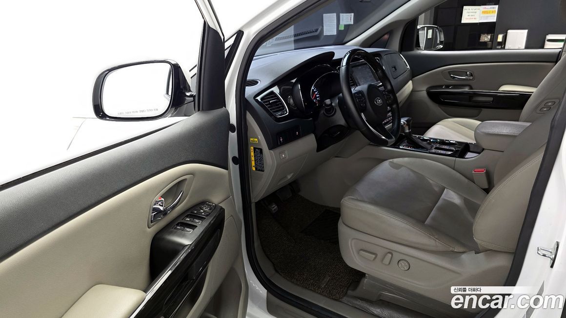 Kia Canival 2019