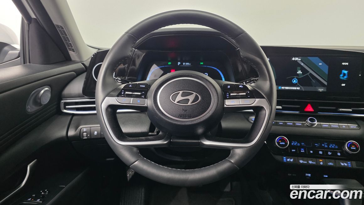 Hyundai AVANTE 2024