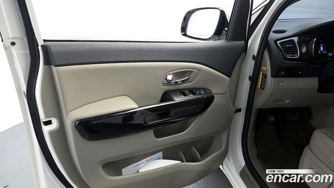 Kia Canival 2019