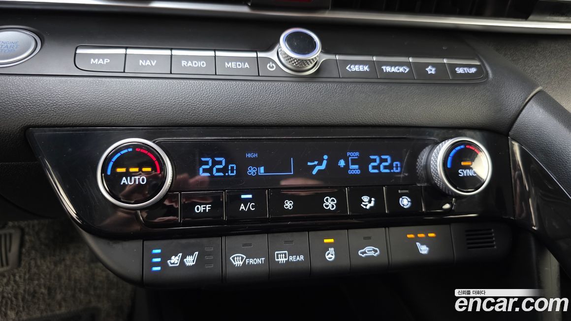 Hyundai AVANTE 2021
