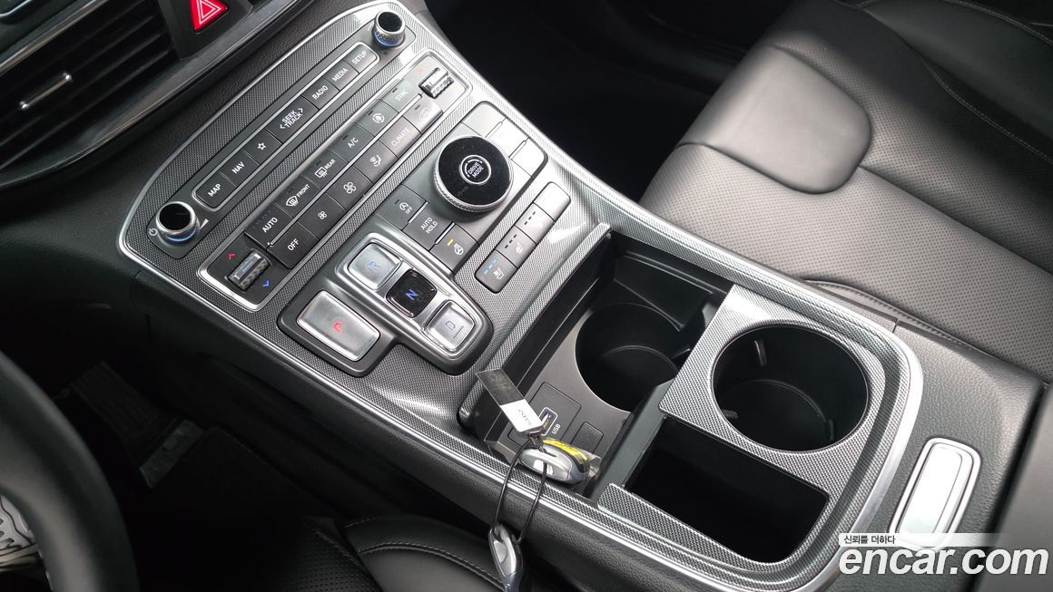 Hyundai Santafe 2022