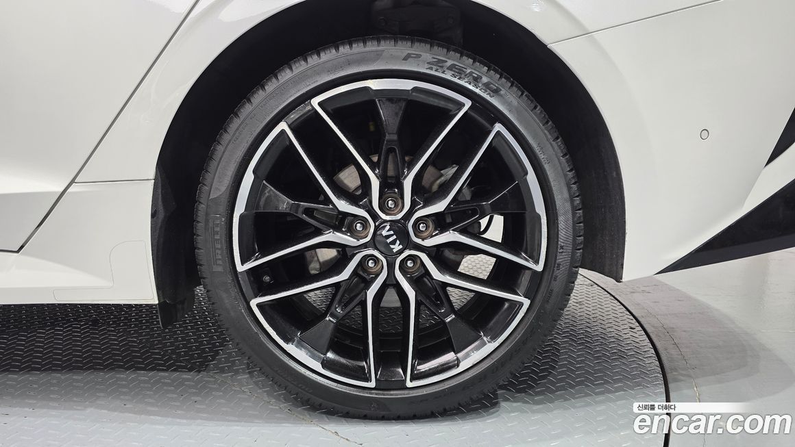 Kia K5 2021