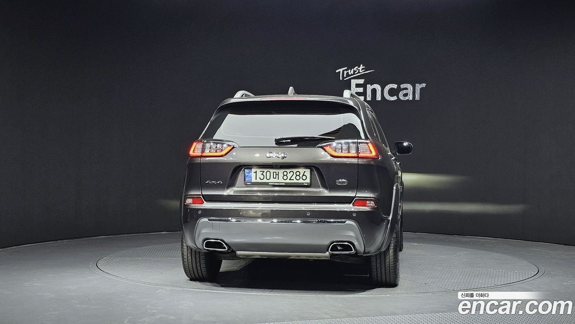 Jeep Cherokee 2021
