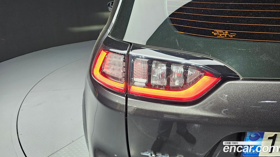 Jeep Cherokee 2021