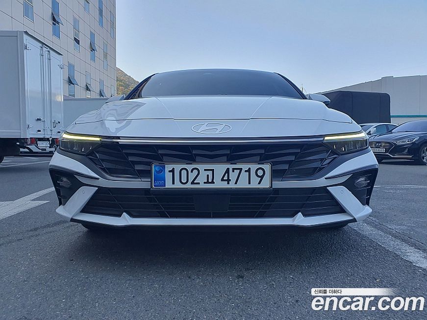 Hyundai AVANTE 2024