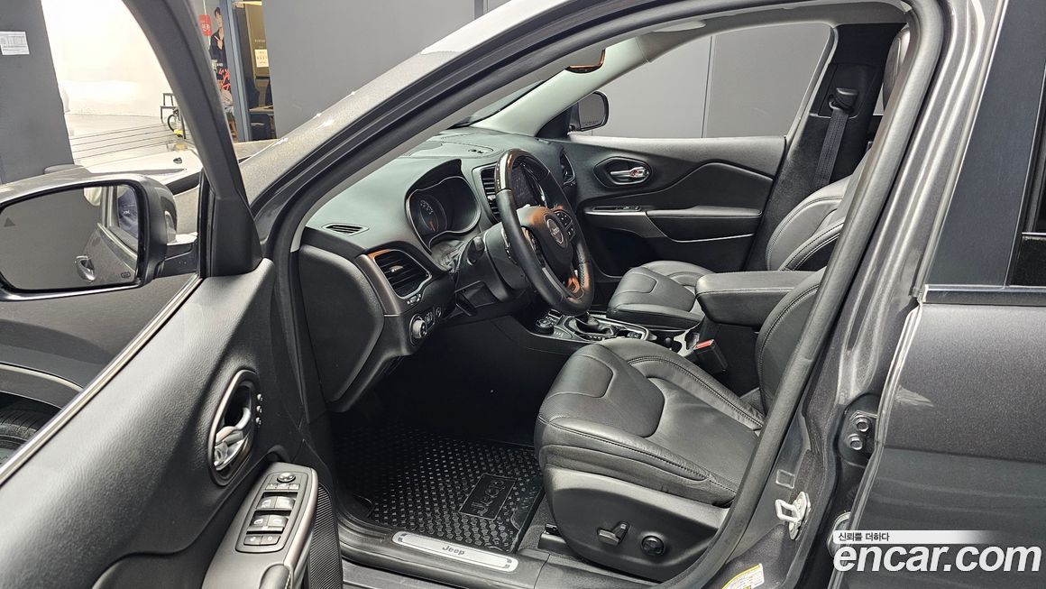 Jeep Cherokee 2021