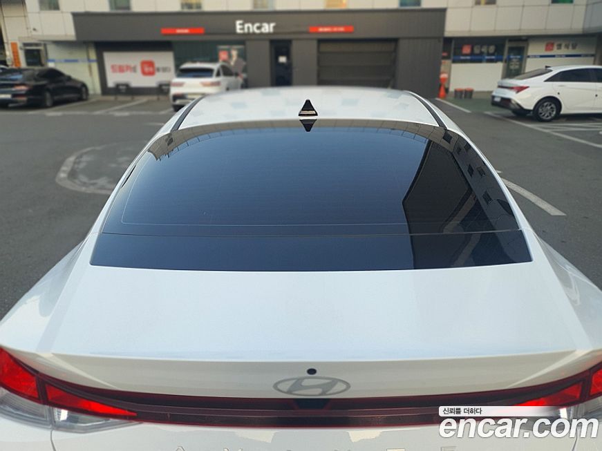 Hyundai AVANTE 2024