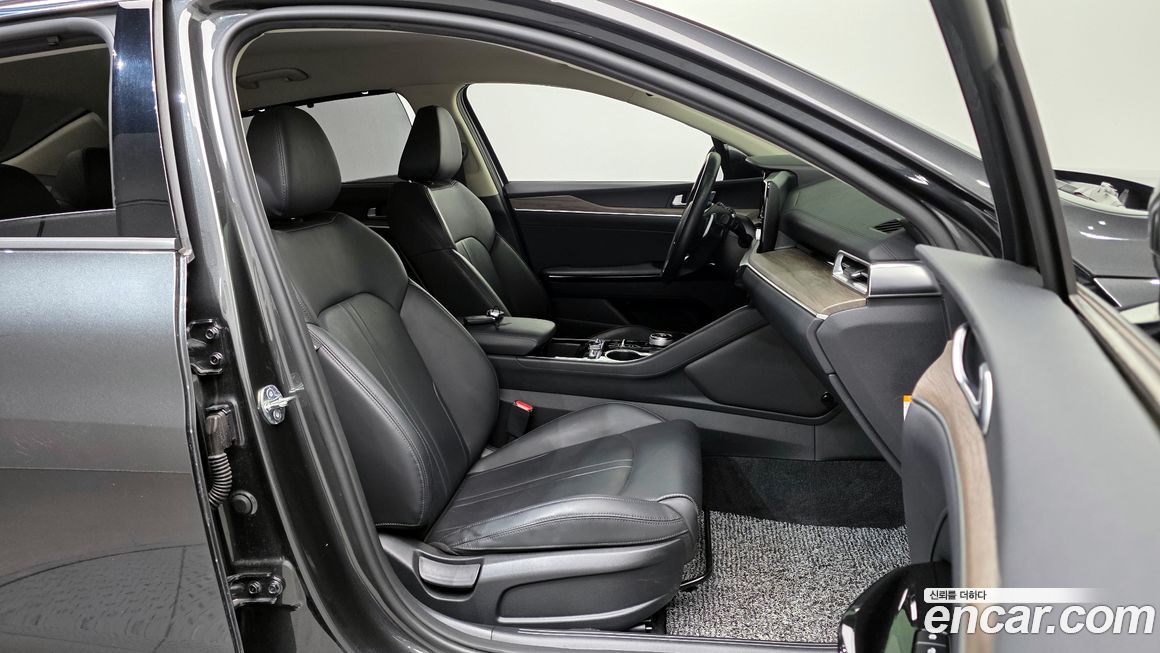 Kia K5 2023
