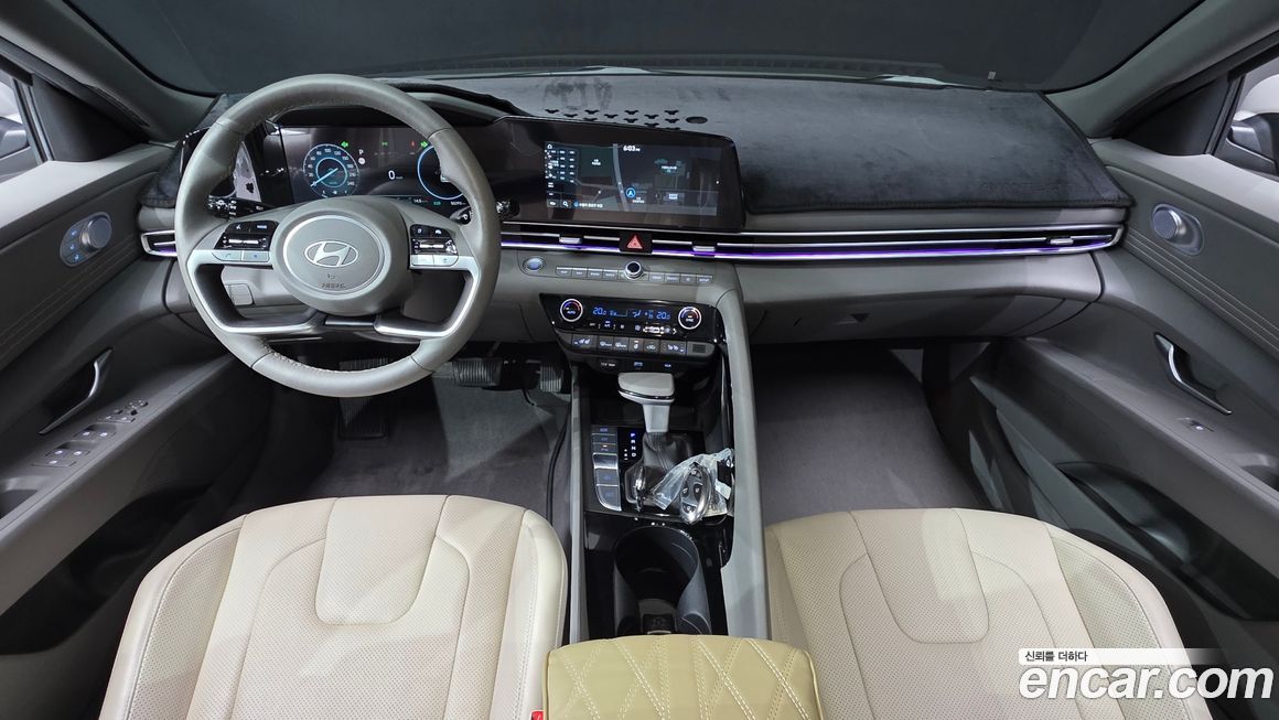 Hyundai AVANTE 2024