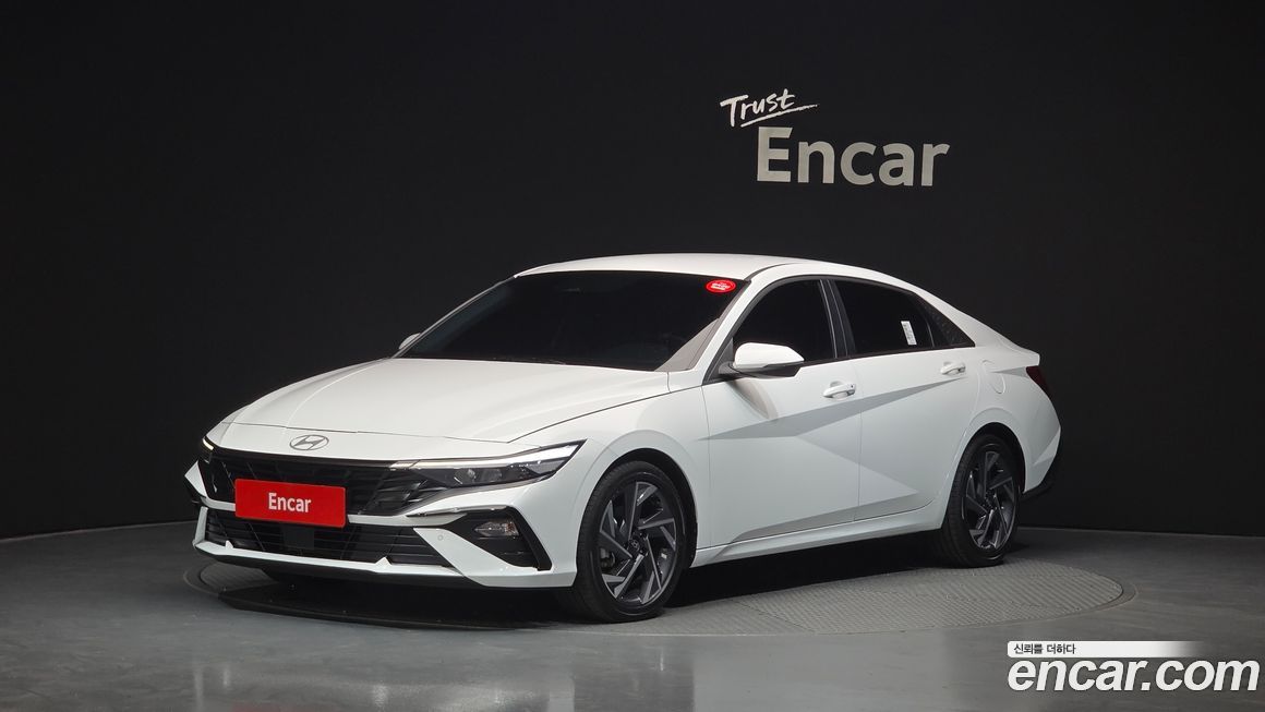 Hyundai AVANTE 2025