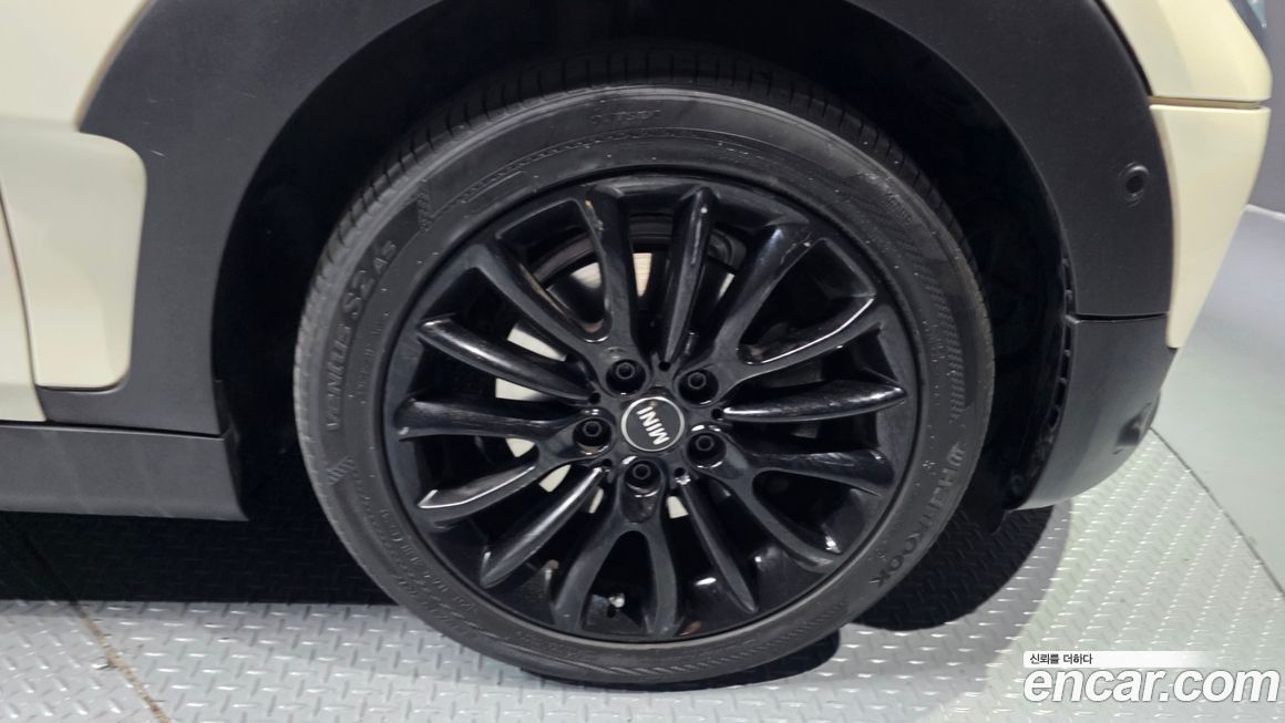 Mini Clubman 2021