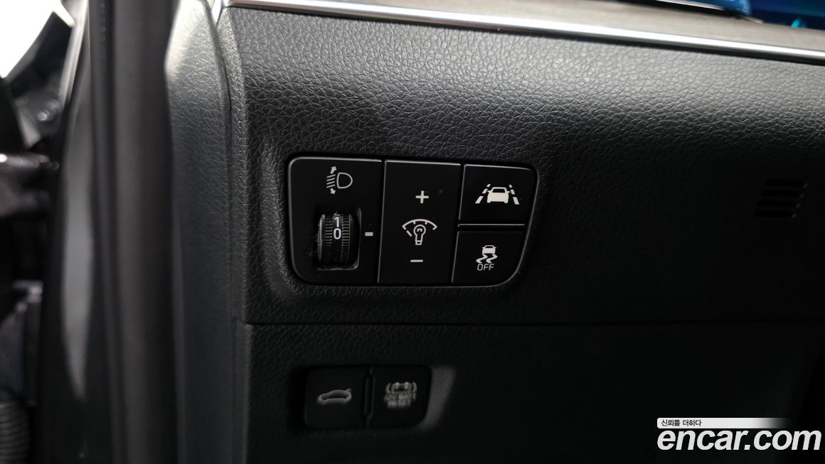 Kia K5 2023
