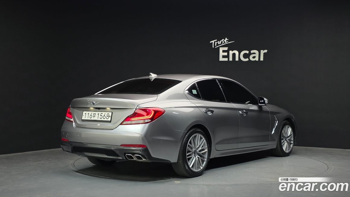 Genesis G70 2020