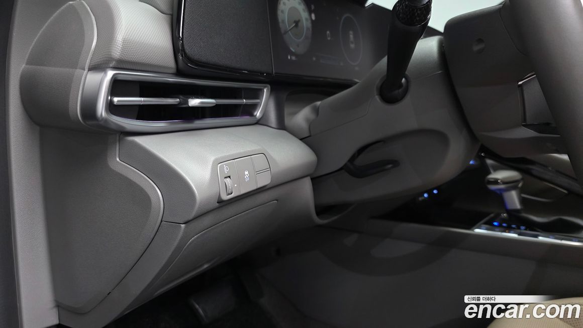 Hyundai AVANTE 2025