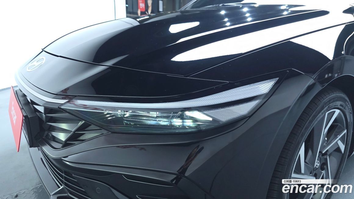 Hyundai AVANTE 2025