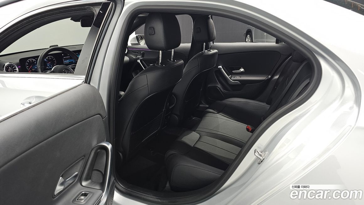 Mercedes-Benz A-Class 2023