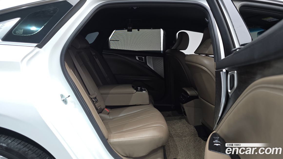 Kia K8 2023