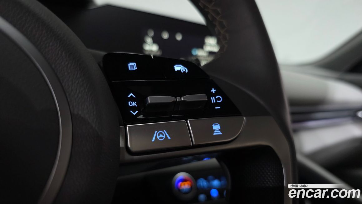 Hyundai AVANTE 2025